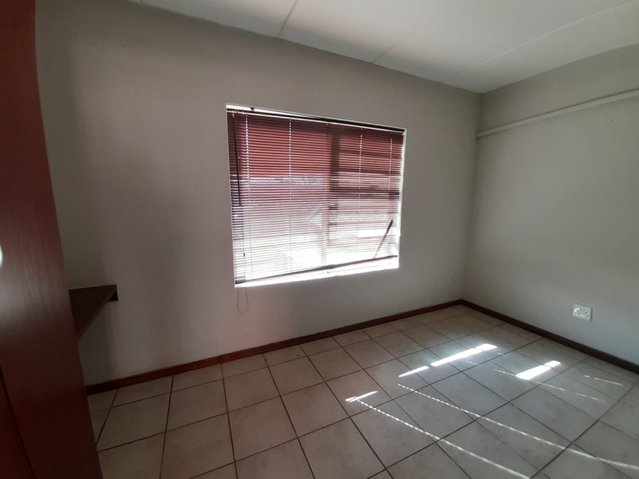 2 Bedroom Property for Sale in Bult South North West